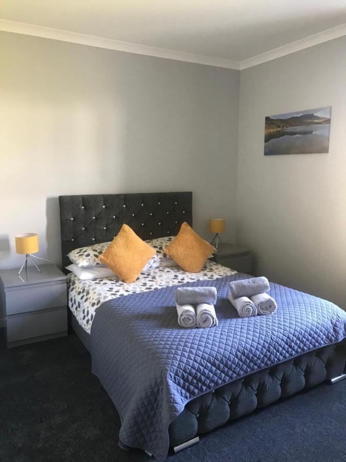 4 York Drive, Portree , Isle Of Skye Apartment Екстериор снимка
