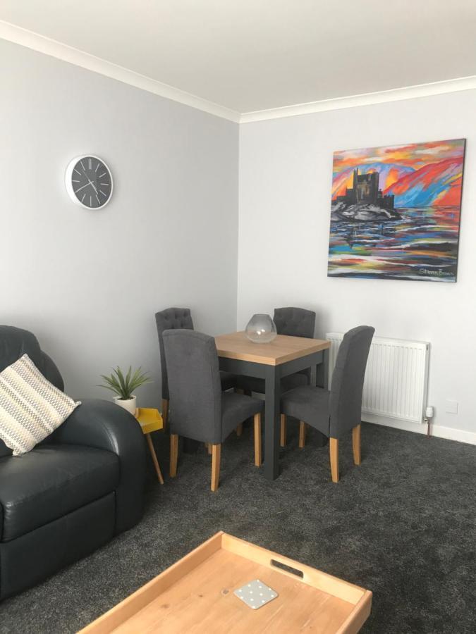 4 York Drive, Portree , Isle Of Skye Apartment Екстериор снимка