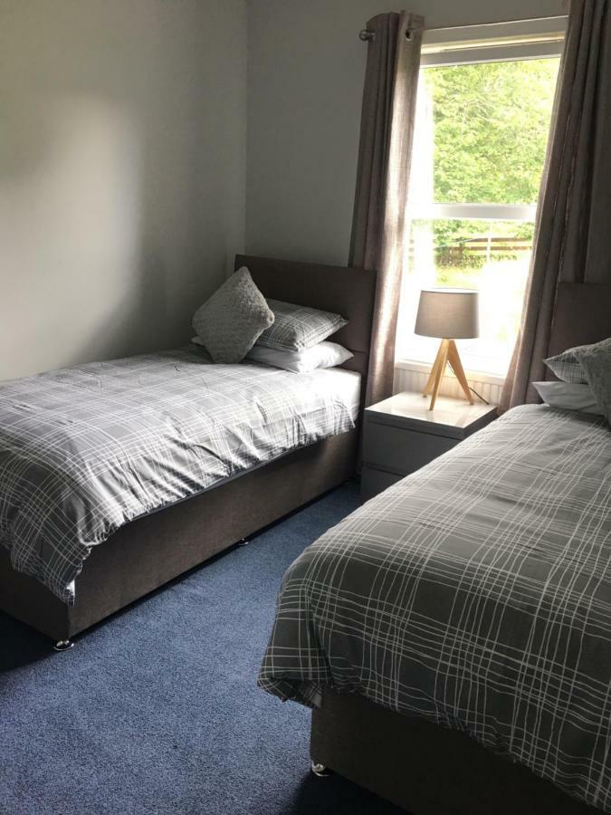4 York Drive, Portree , Isle Of Skye Apartment Екстериор снимка
